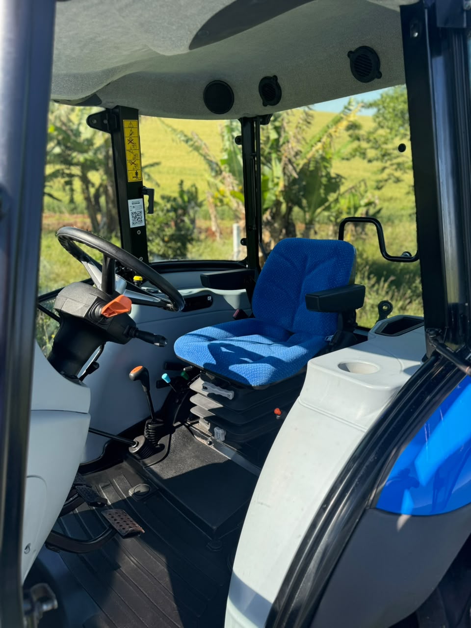 NEW HOLLAND TL 5.100